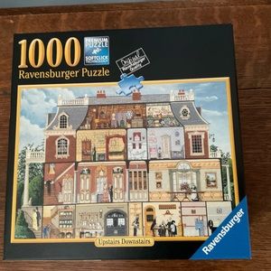 Ravensburger 1000 Upstairs Downstairs